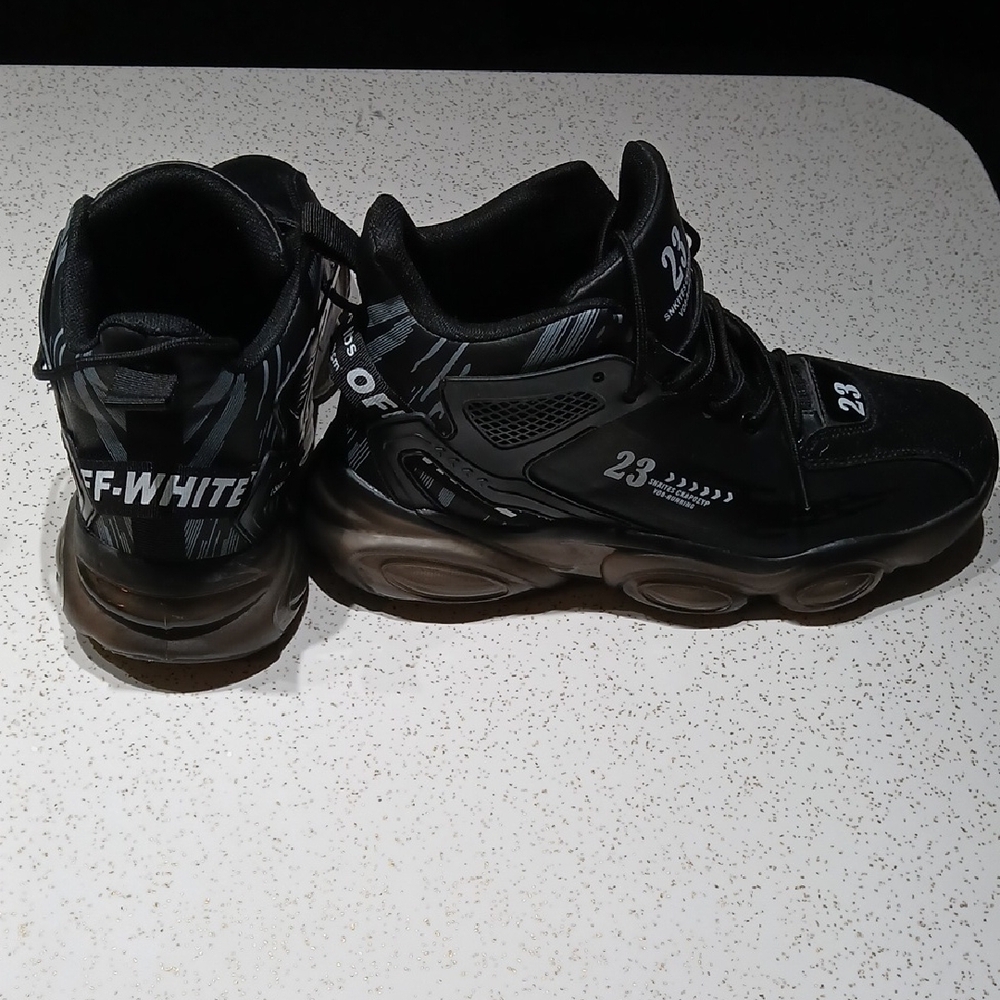 High Top Athletic Shoes With 23 Detail Sz 10 - Picture 14 of 14